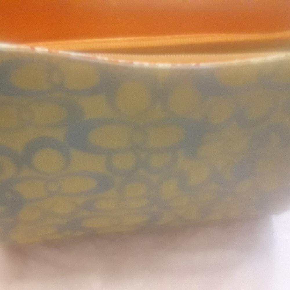 Designer GUC Purse